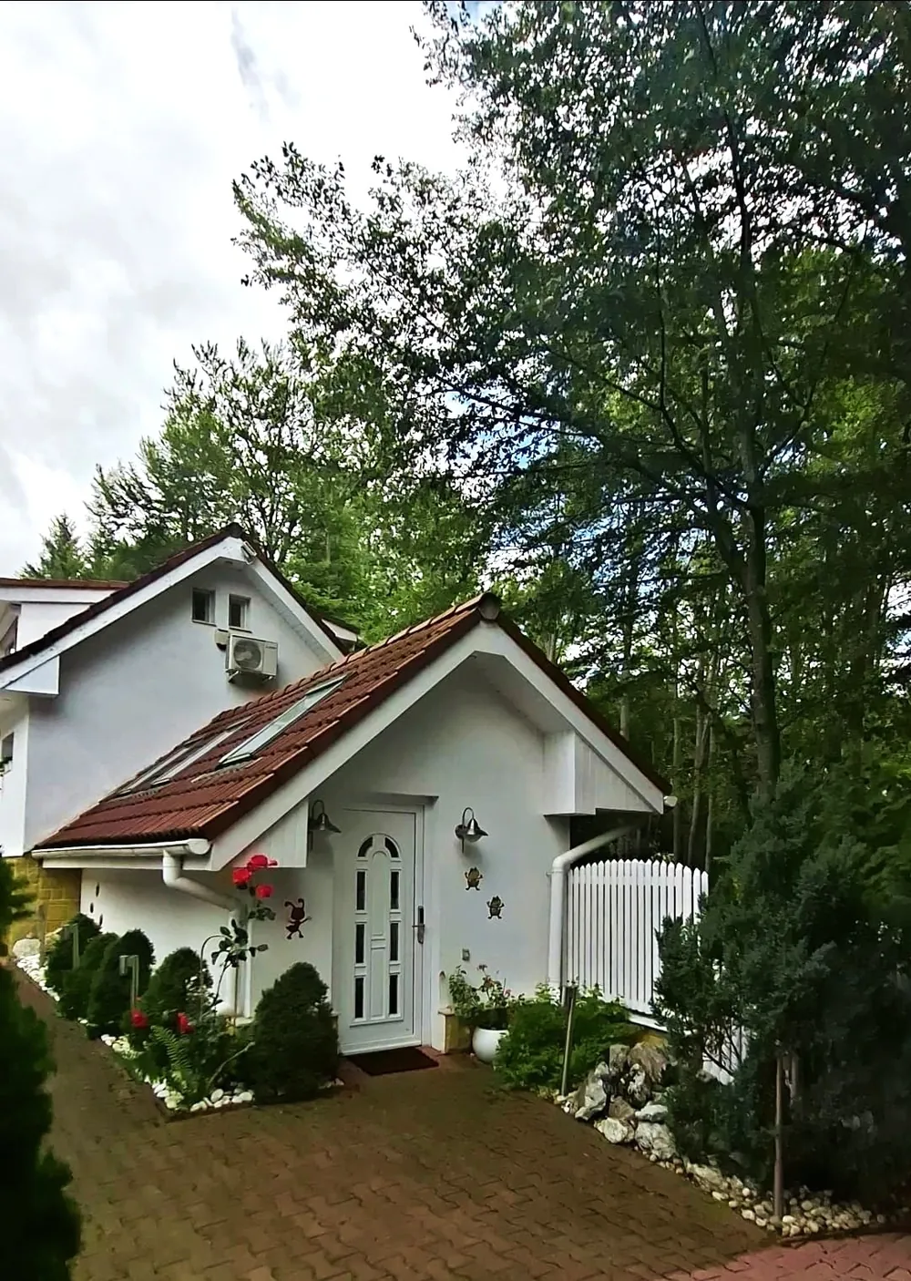 Vila BRUNO, exterior complet, cadru montan, Forest Retreat Bușteni